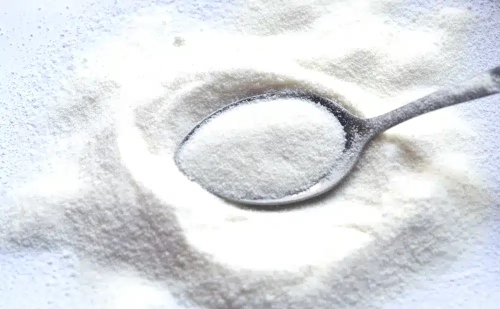 Dodajte žličicu vode i redovito pijte. Vaša kosa i koža izgledat će kao da su izašli iz reklamnog spota.