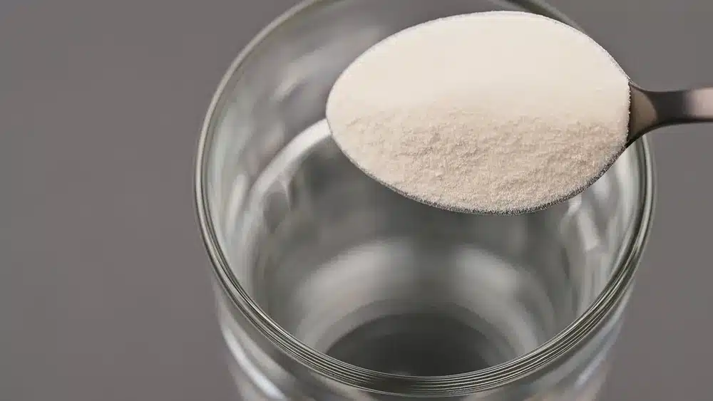 Dodajte žličicu vode i redovito pijte. Vaša kosa i koža izgledat će kao da su izašli iz reklamnog spota.