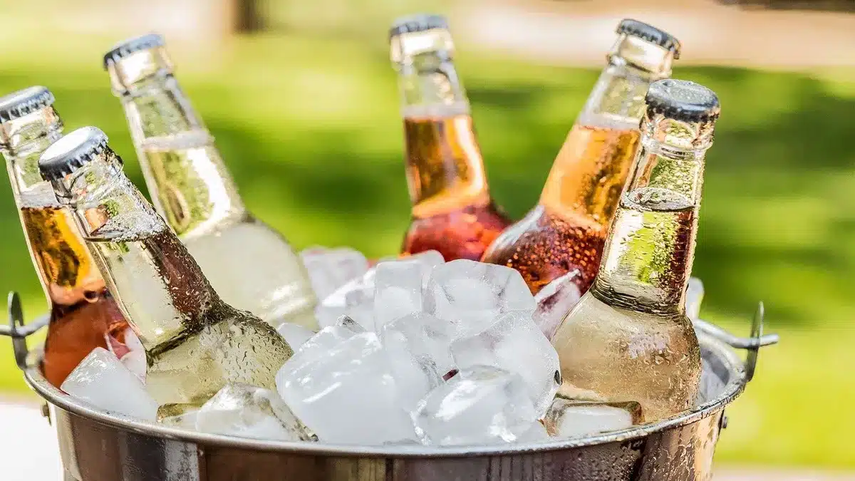 Míchání ledu a soli v domácnosti: proč se to doporučuje a k čemu je to dobré.