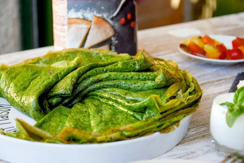 Přidávám ho do těsta na palačinky. Mají zajímavou barvu, jsou zdravější a chutnější.