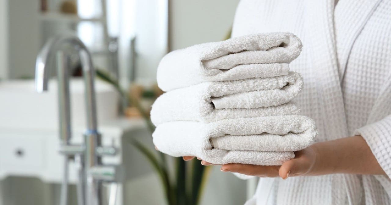 Tvrdé ručníky: málo známý přírodní způsob, jak vrátit prádlu měkkost a jemnost